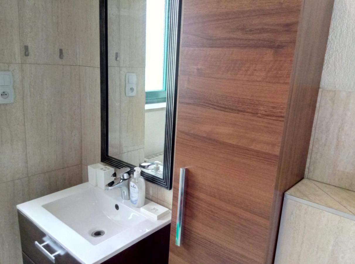 Apartamenty Krzywe Okna เจโลนากูรา ภายนอก รูปภาพ