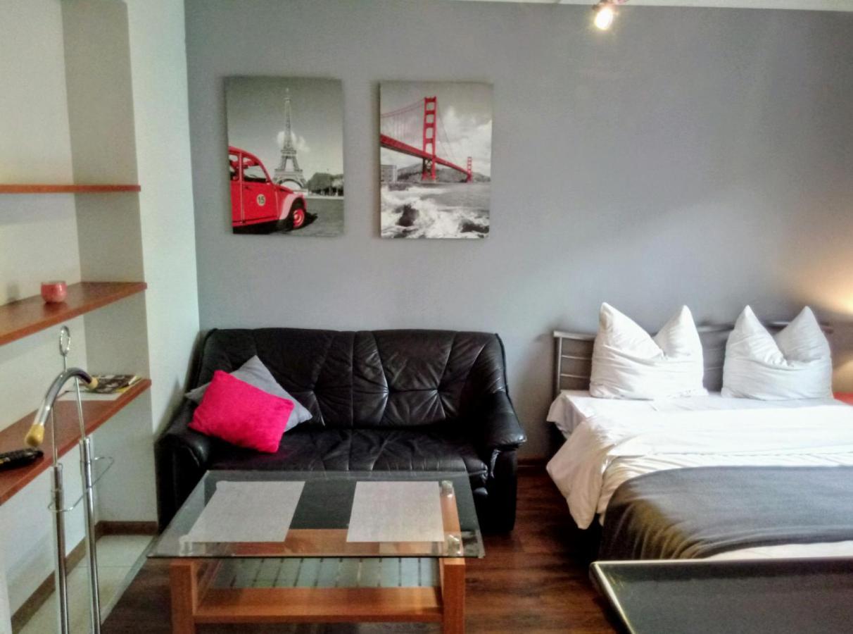 Apartamenty Krzywe Okna เจโลนากูรา ภายนอก รูปภาพ